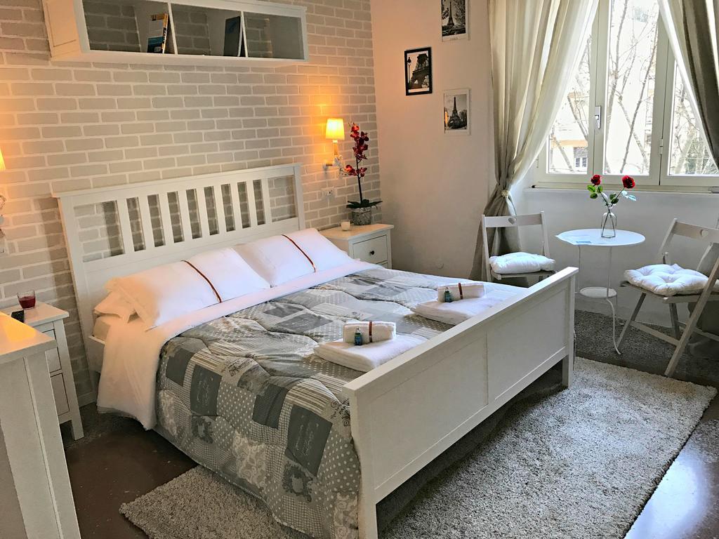 Moonlight Inn Guesthouse Róma Kültér fotó